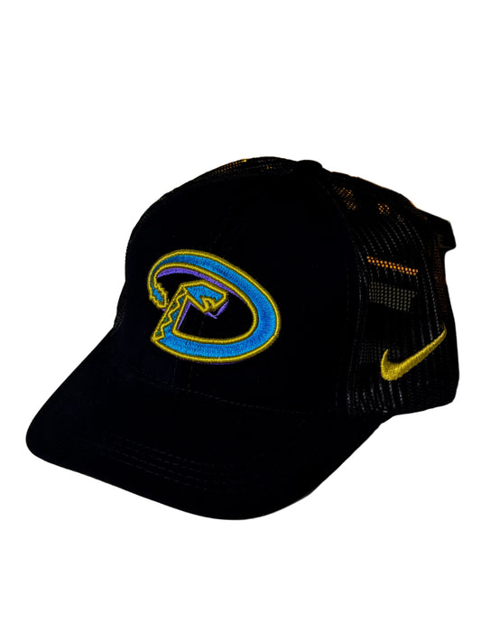 Gorra Trucker Neon Strike