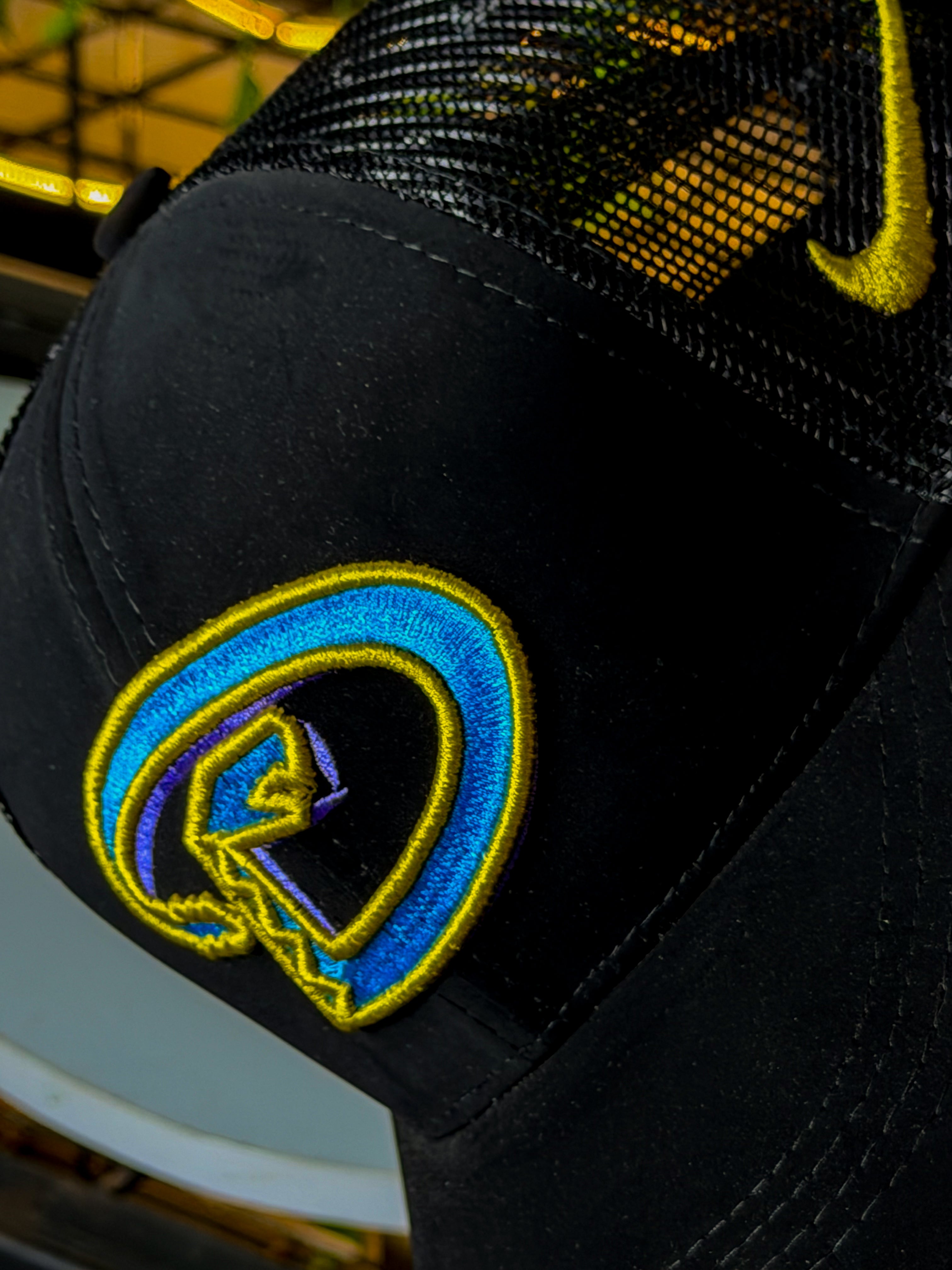 Gorra Trucker Neon Strike