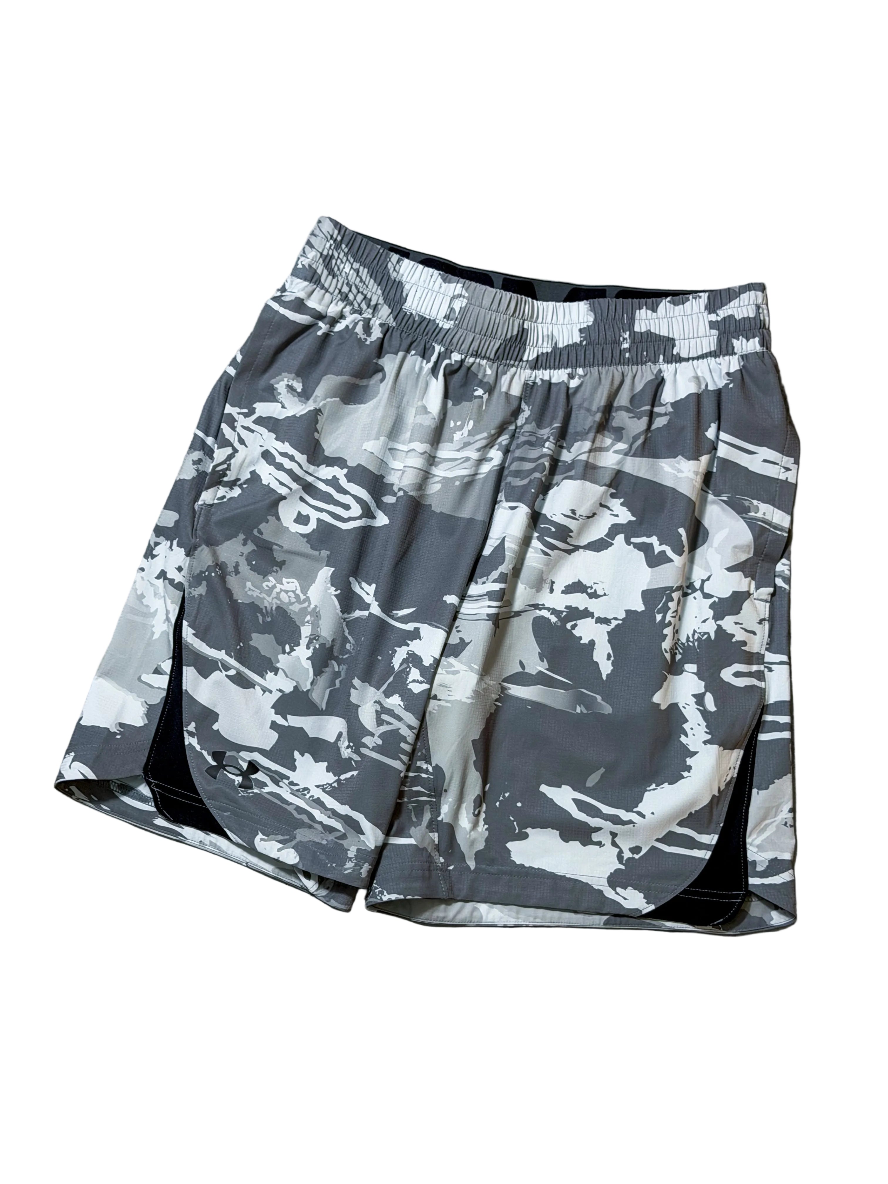 Pantaloneta Under Armour Gris Camuflada Dri-FIT
