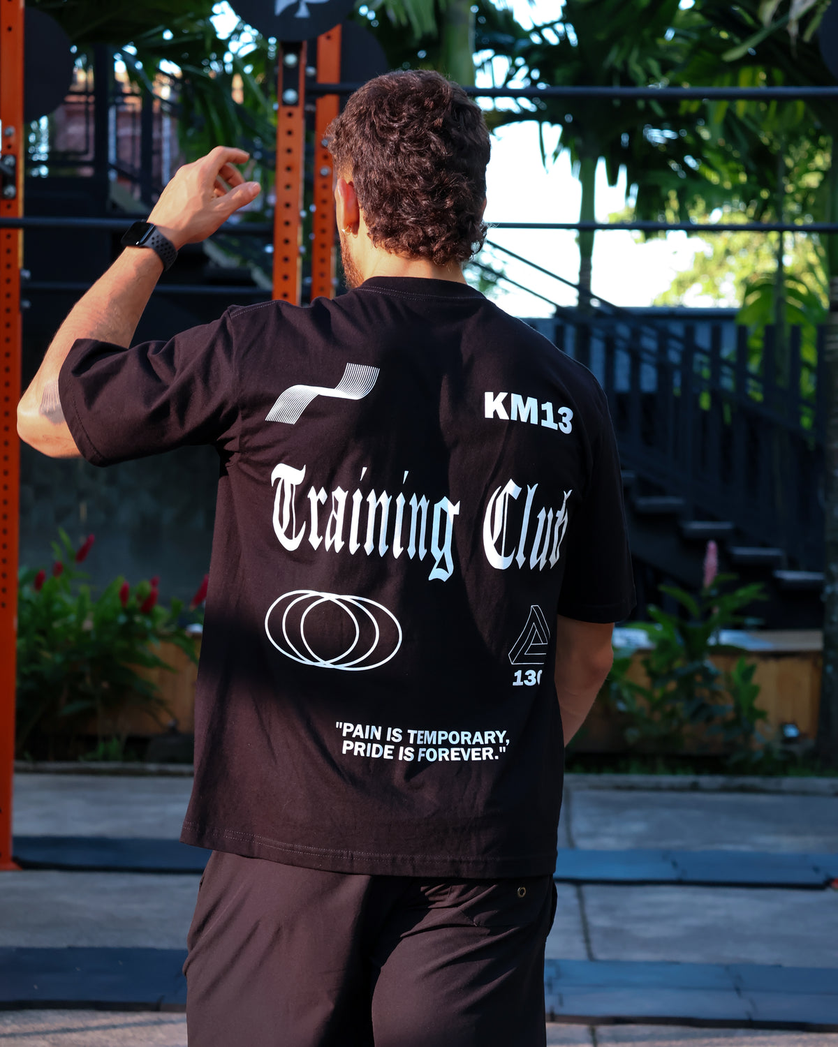 Camiseta Oversize KM13 Training Club Black