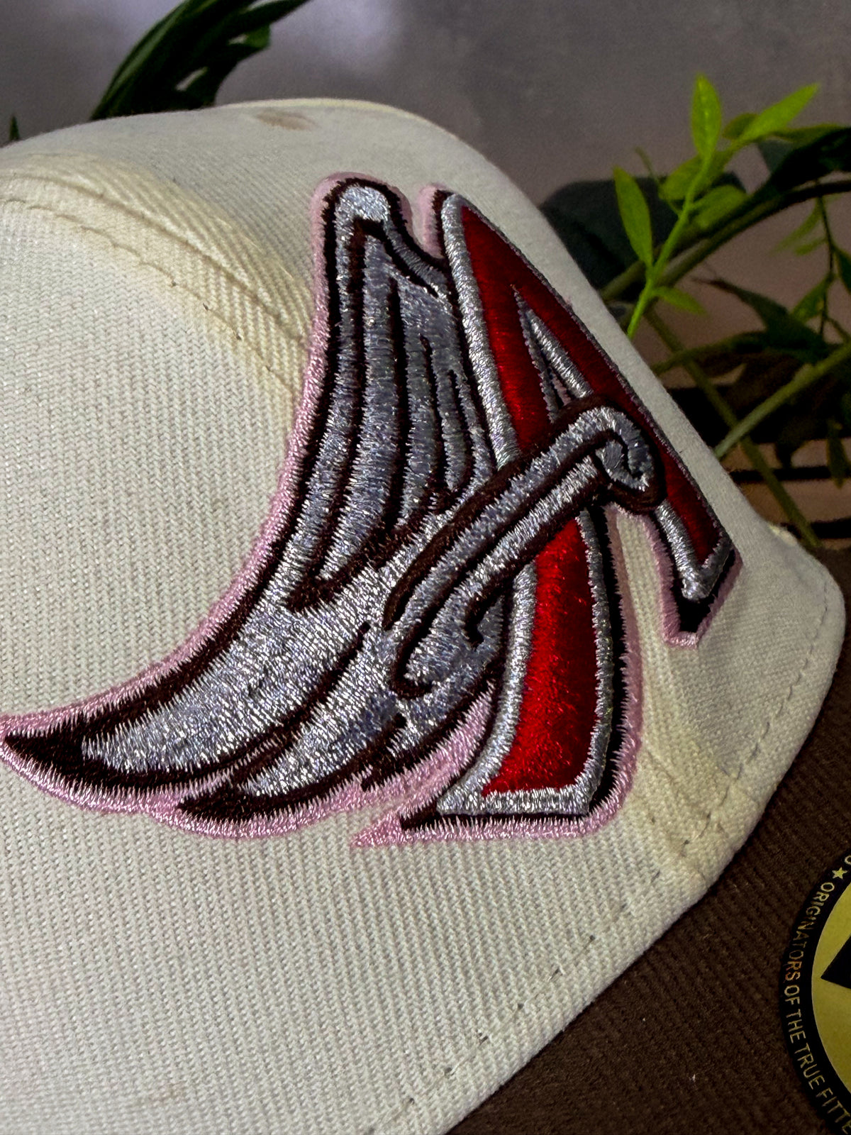 Gorra Fitted Ivory Legacy 50