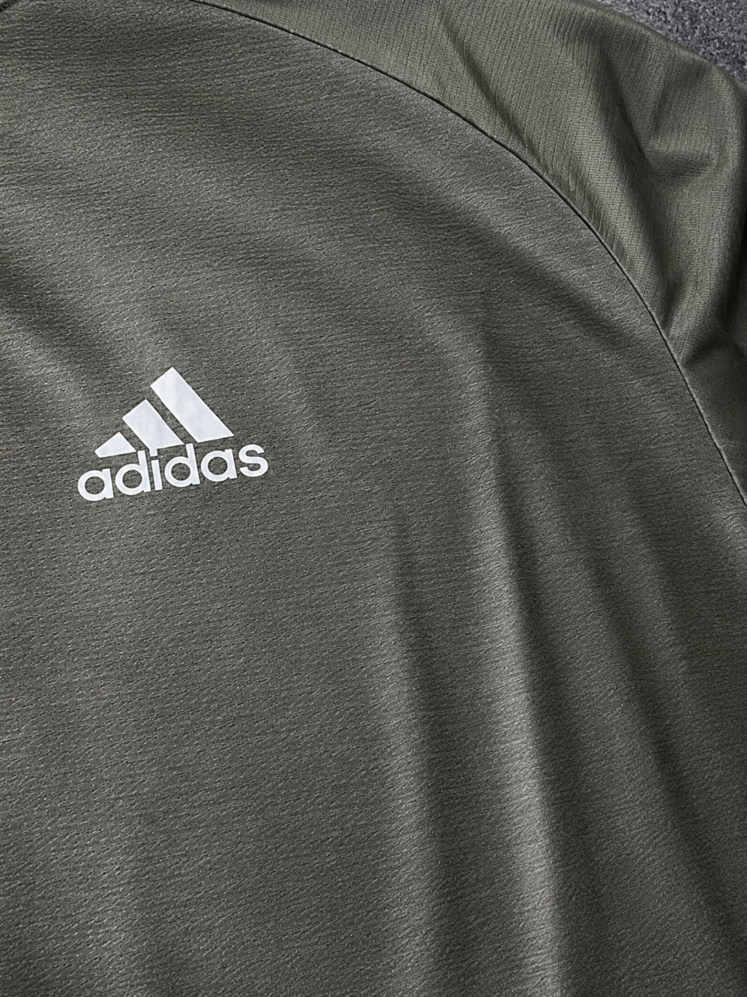 Camiseta Adidas Vértice
