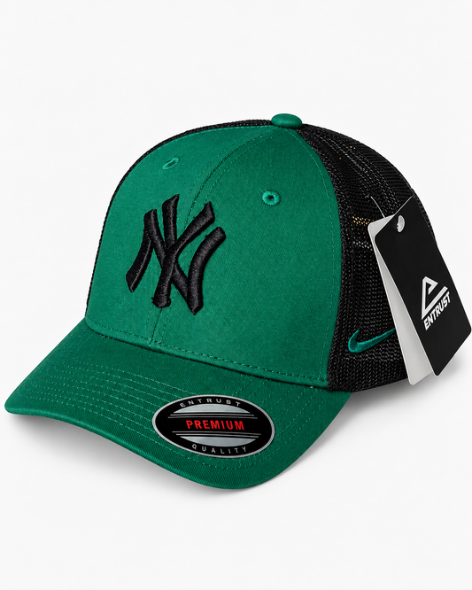 Gorra Trucker Emerald Core