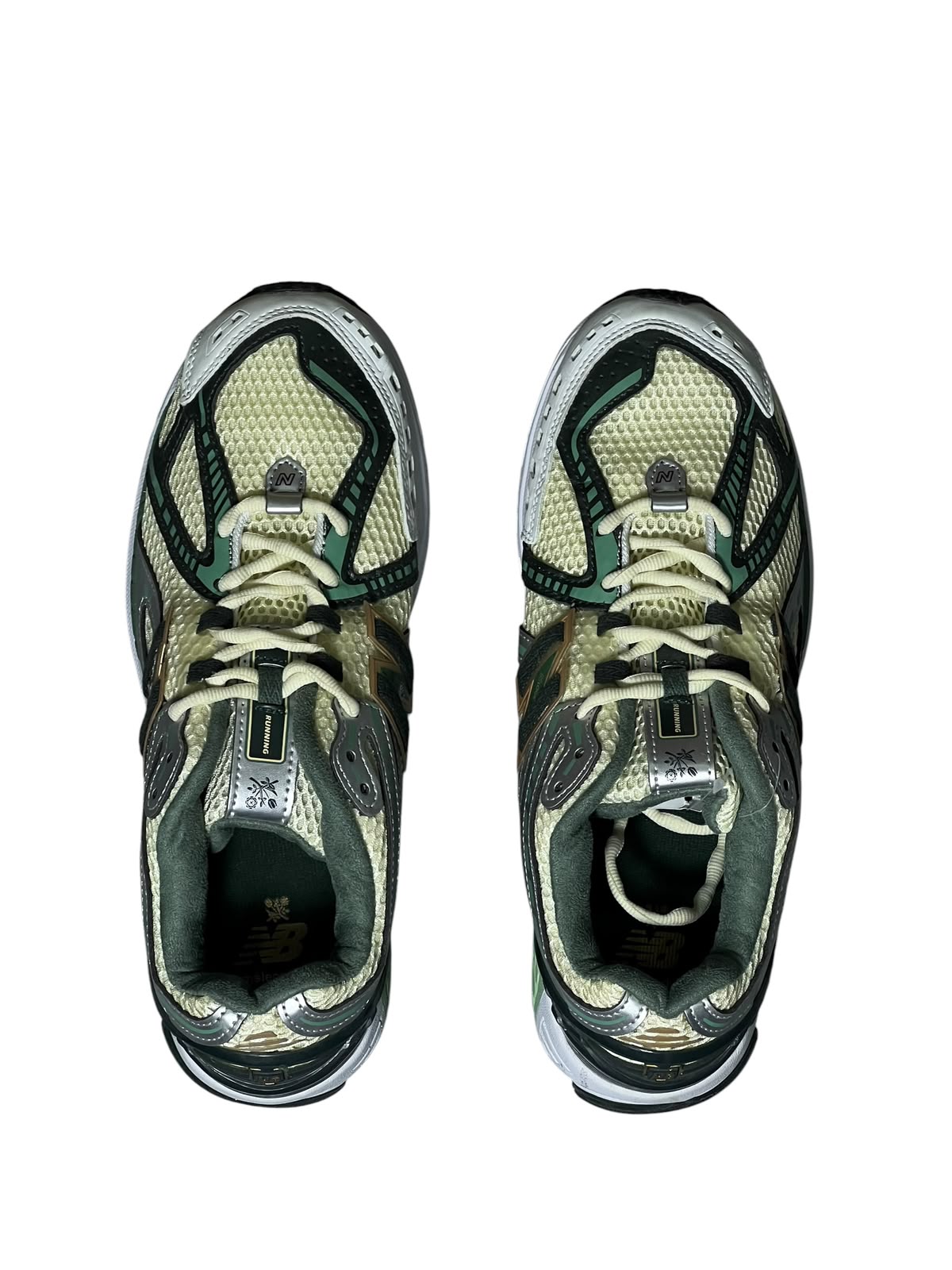 Zapatillas New Balance 1906R Crema/Verde