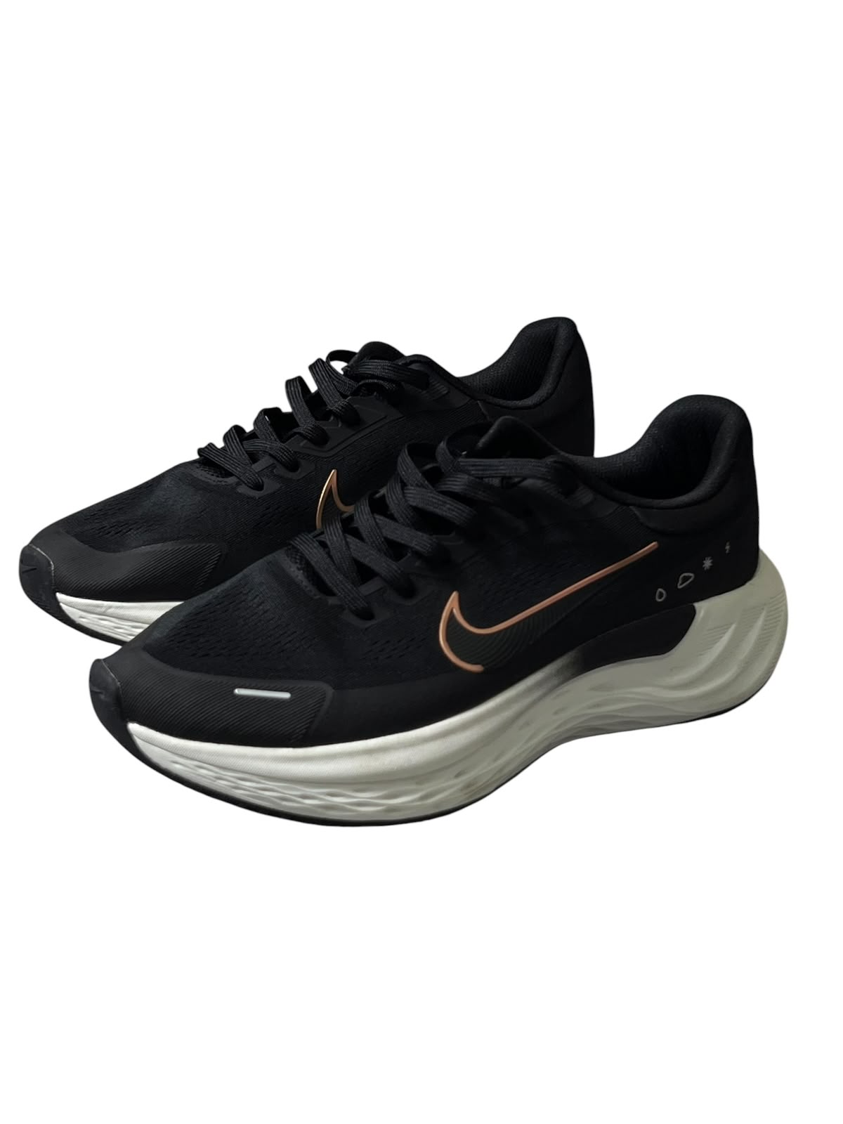 Zapatillas Nike Vomero 18 Negro/Dorado