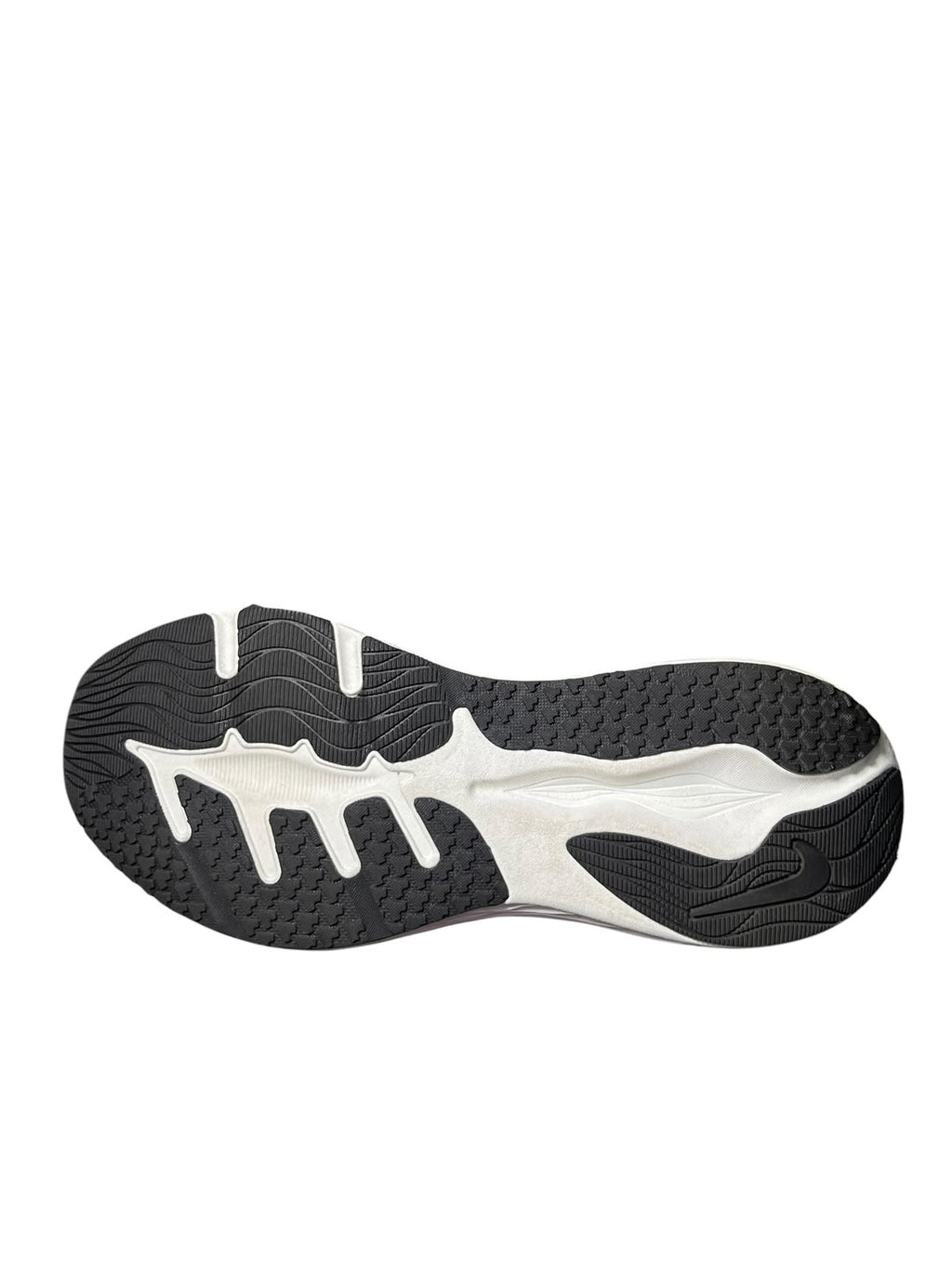 Zapatillas Nike Vomero 18 Negro/Dorado