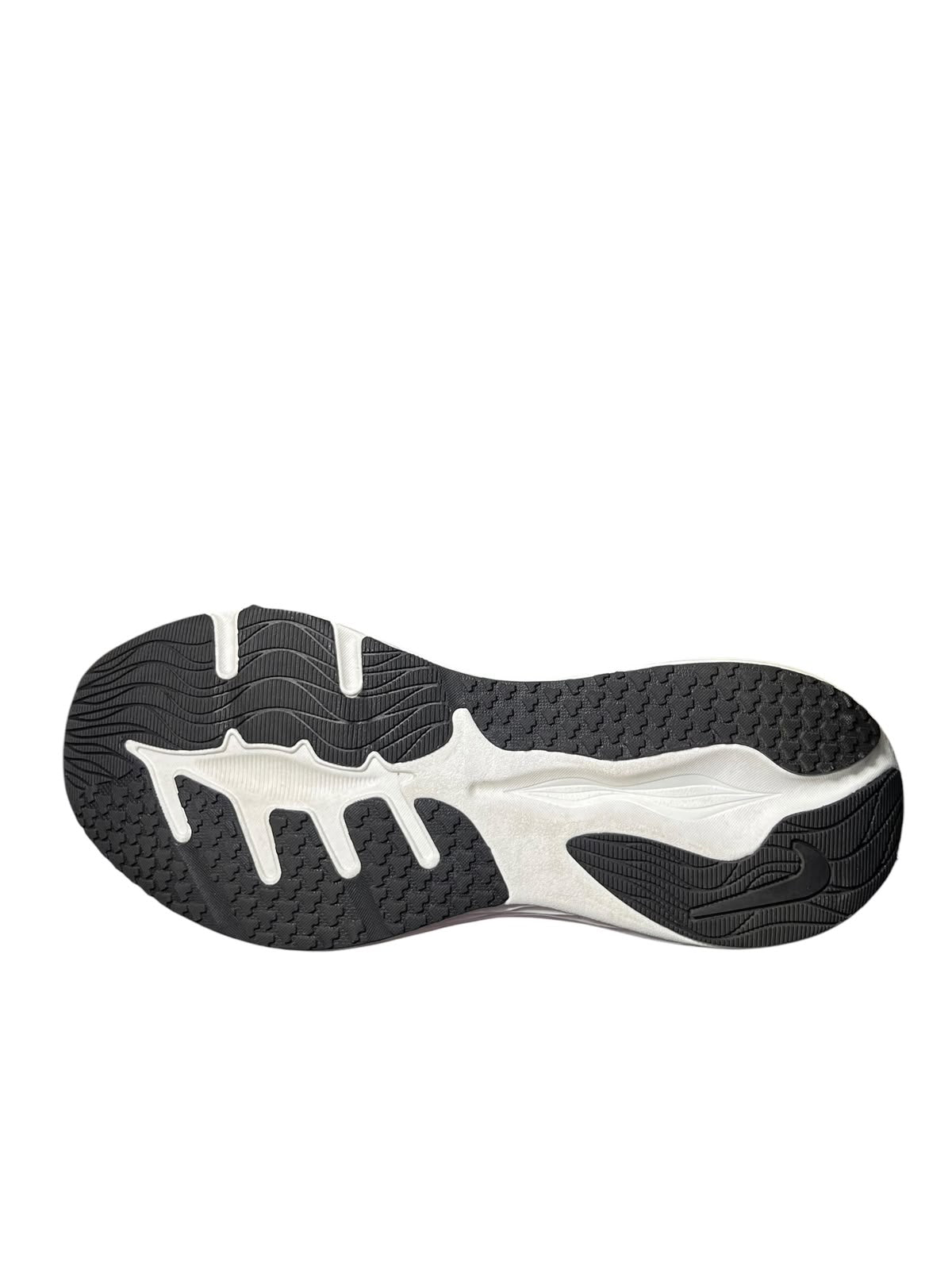 Zapatillas Nike Vomero 18 Negro/Dorado