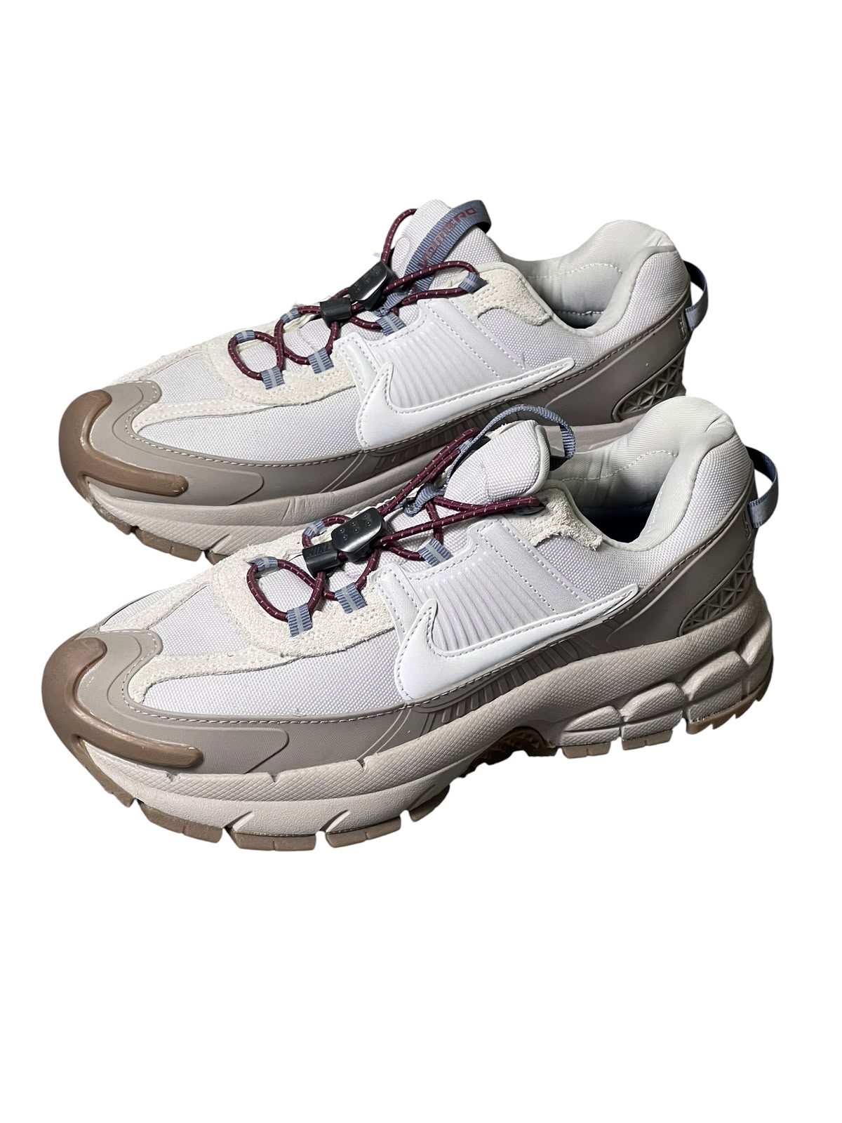 Zapatillas Nike Vomero Roam Gris/Hueso
