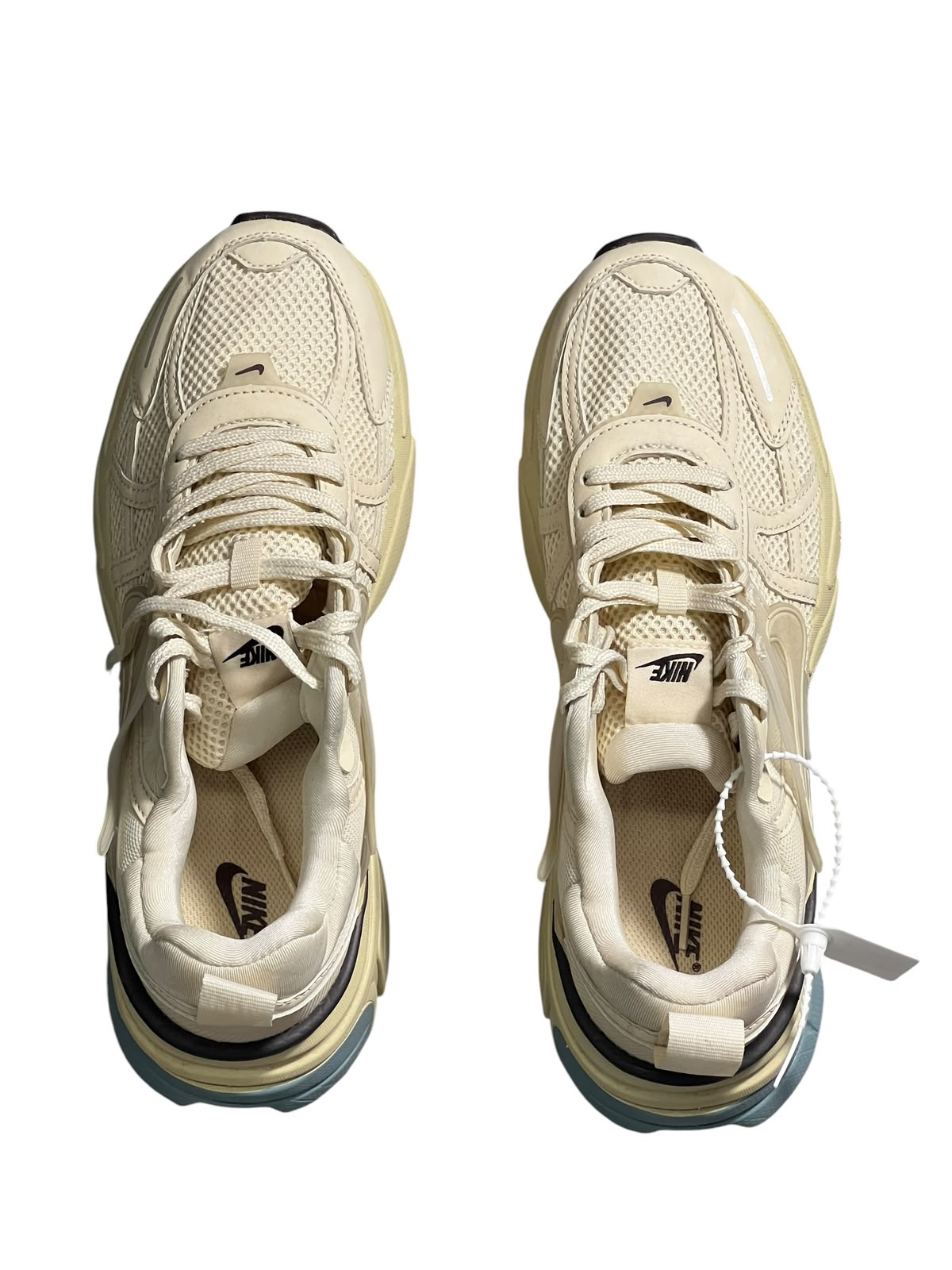Zapatillas Nike V2K Run Beige