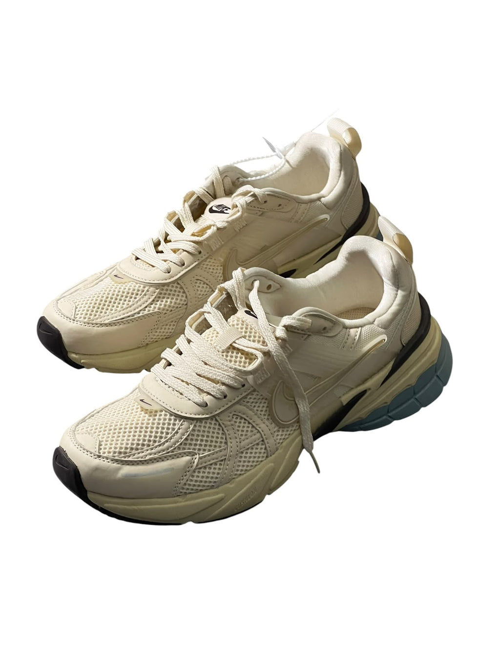 Zapatillas Nike V2K Run Beige