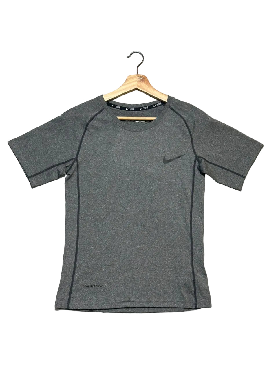 Camiseta  Dri-Fit Nike Pro Training Gris Carbón